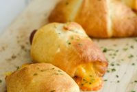 Cheesy Air Fryer Pigs in a Blanket