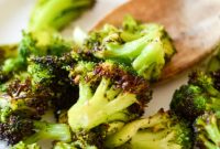 Perfectly Crispy Air Fryer Broccoli in 10 Minutes