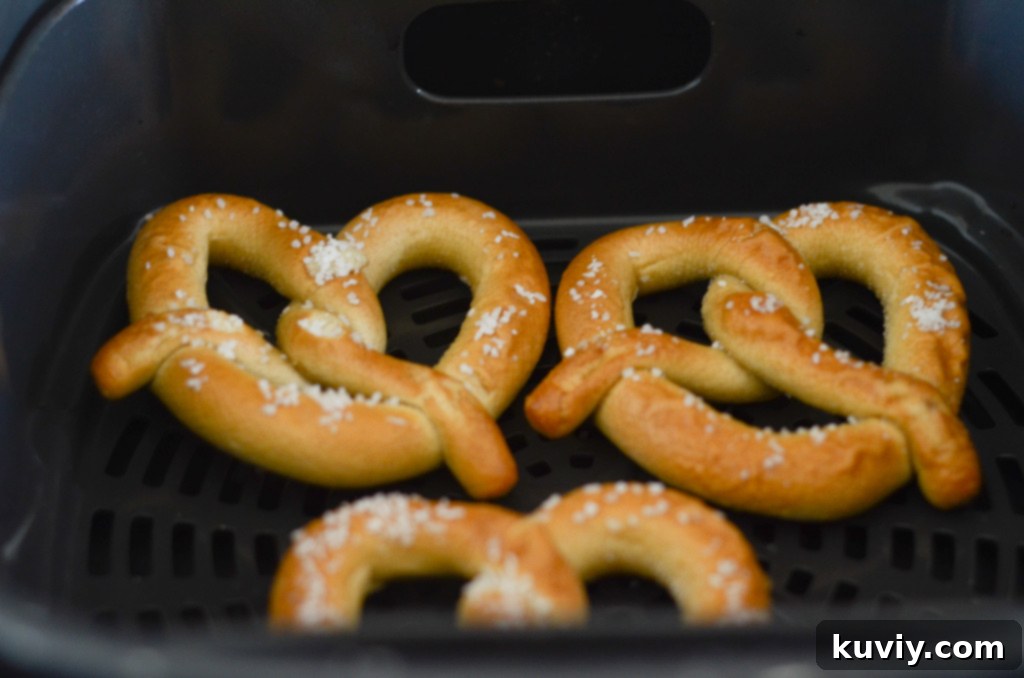 air fryer soft pretzels