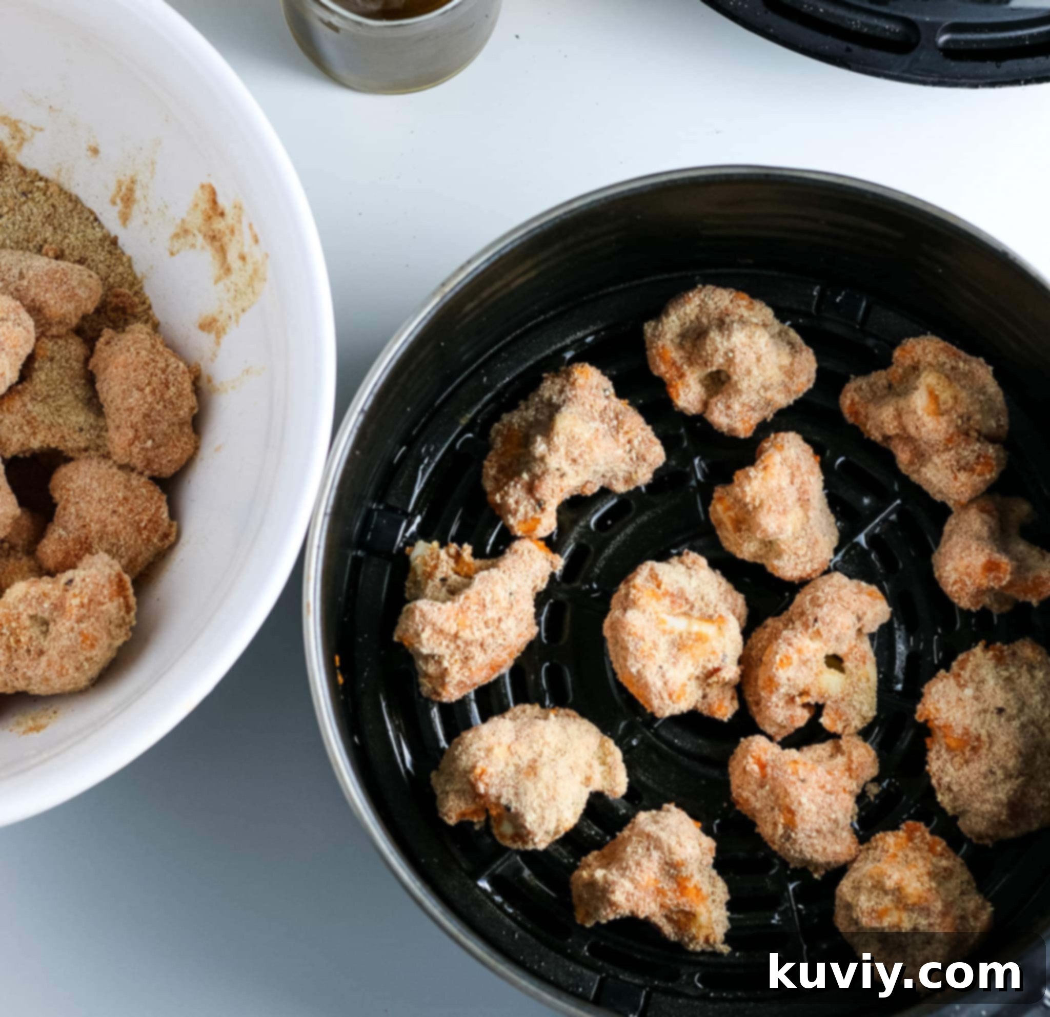 Buffalo Cauliflower Wings with dipping sauce