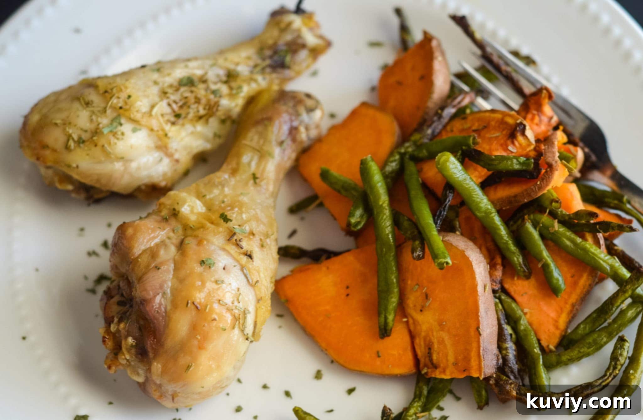 Air Fryer Chicken Drumsticks with Vegetables