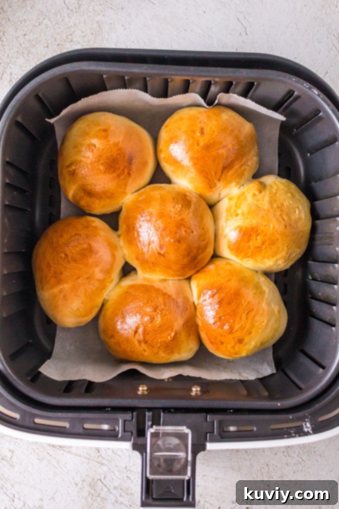 air fryer dinner rolls