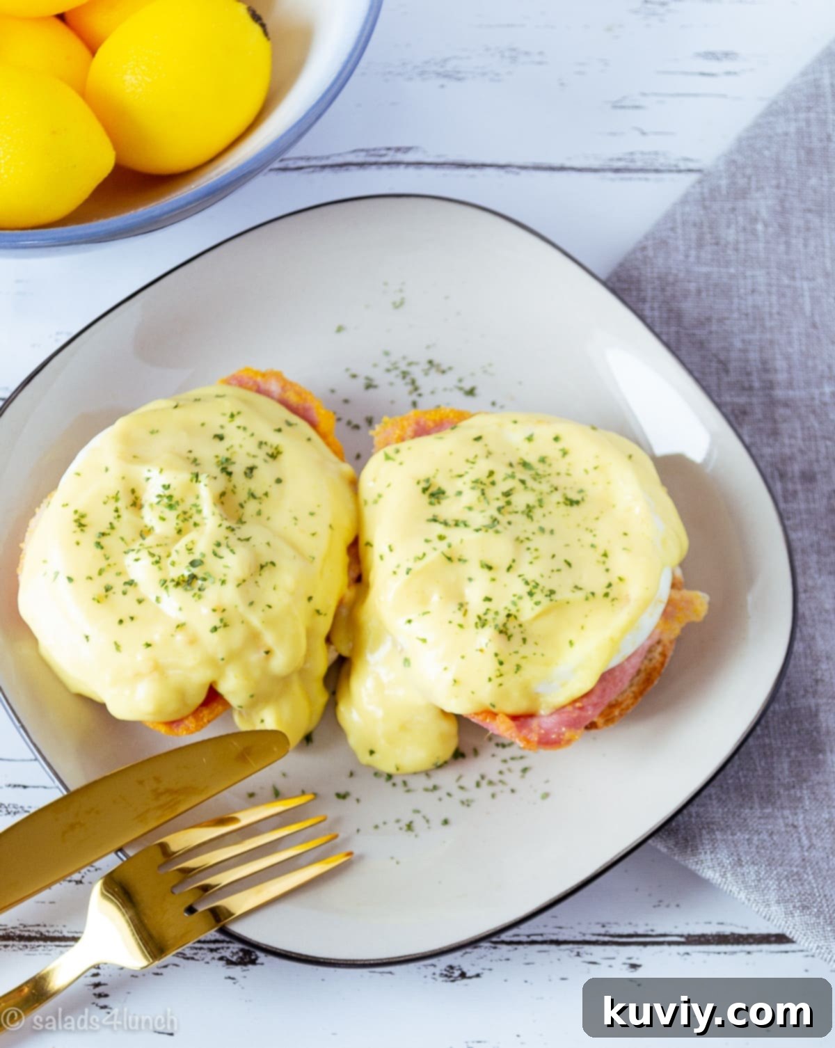 Air Fryer Poached Eggs for Eggs Benedict