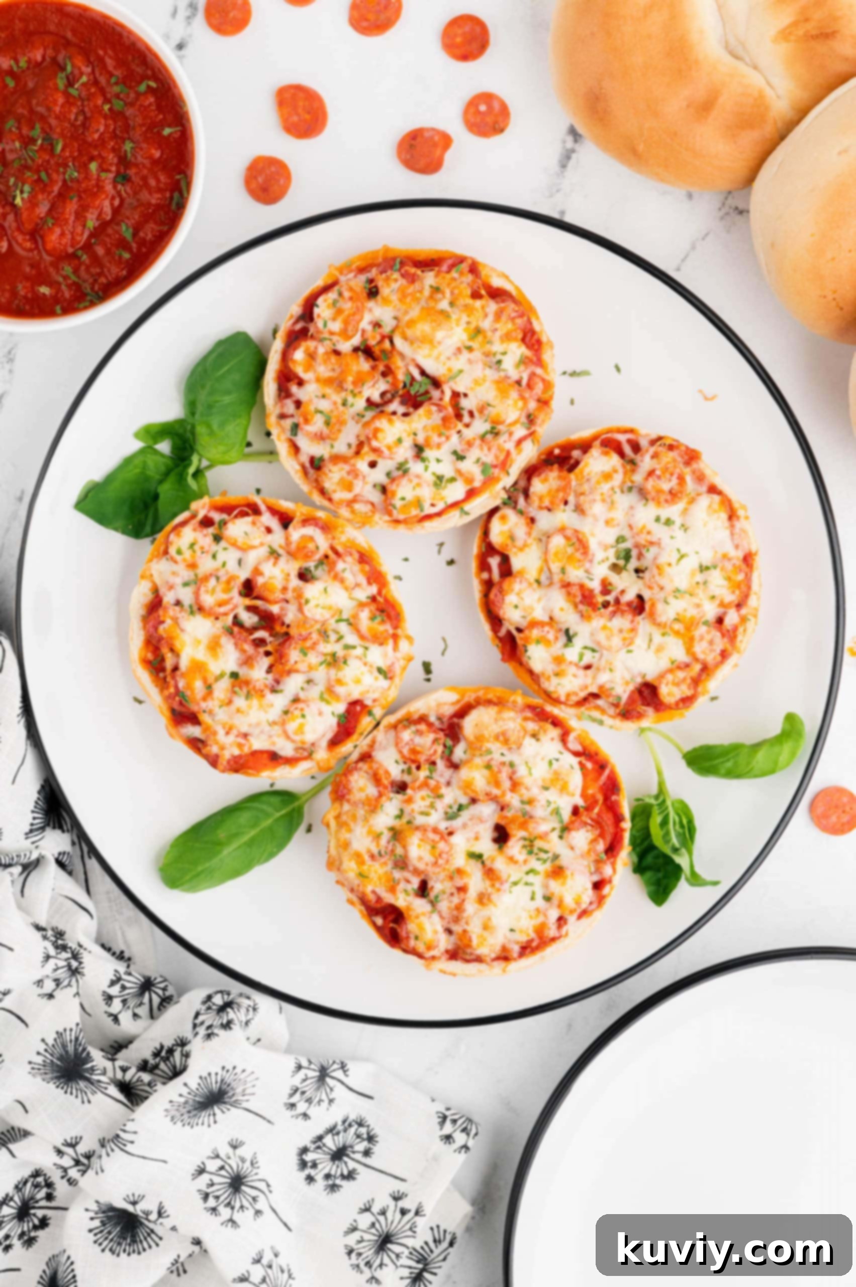 Easy Air Fryer Pizza Bagels